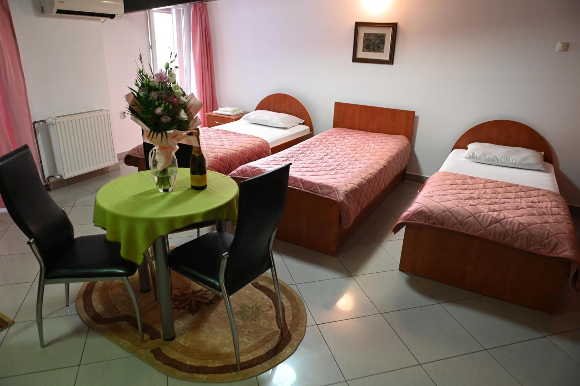 Apartments Imper - Imd Ni Dış mekan fotoğraf